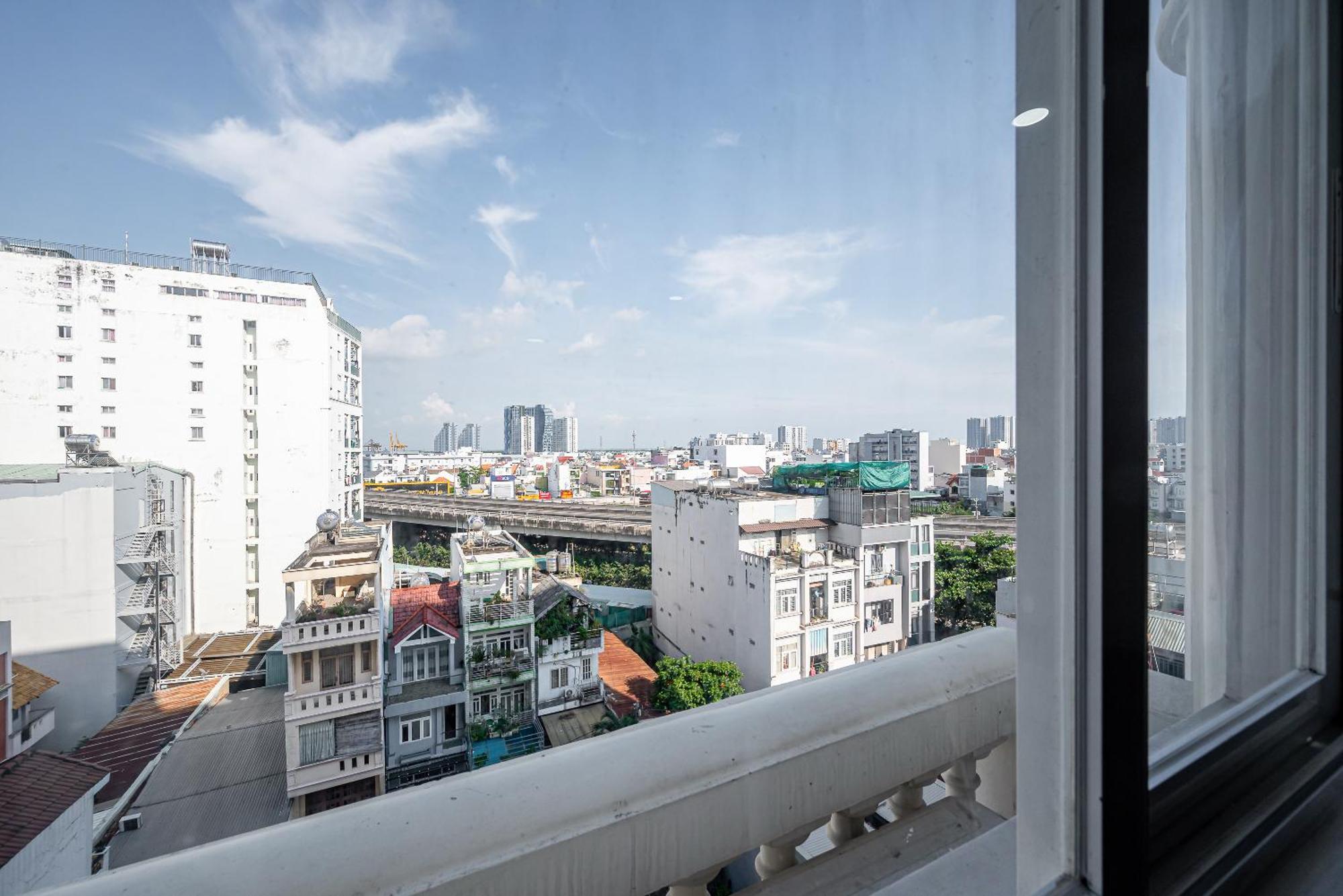 Cozrum Homes - Sonata Residence Ho Chi Minh City Exterior photo
